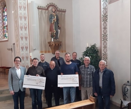 09.07.2024: ZKW OTTERBEIN spendet für die Kirche in Müs