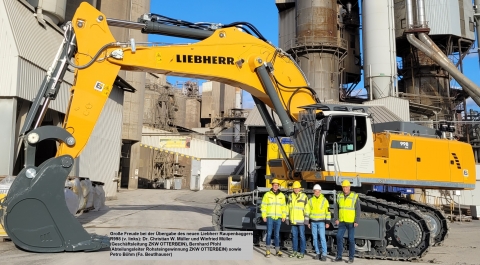 4.11.2025: Investition in 100-Tonnen-Großbagger für Kalksteinabbau